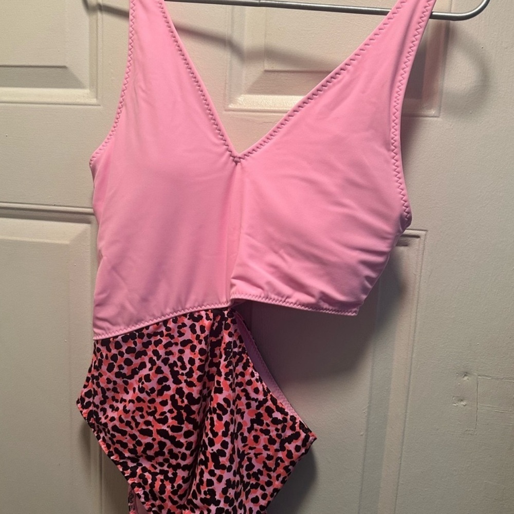 Fabletic Asymmetrical Cutout Shaping One Piece - Picture 4 of 4